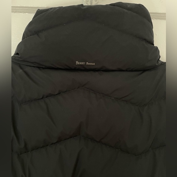 Herno Laminar High-Neck Puffer Coat - Picture 8 of 15